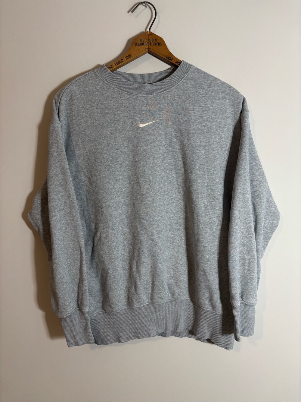 Nike Center Swoosh Crewneck Sweatshirt XS